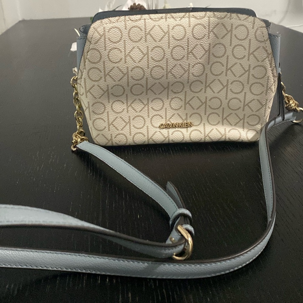 Lightly used Calving Klein bag.